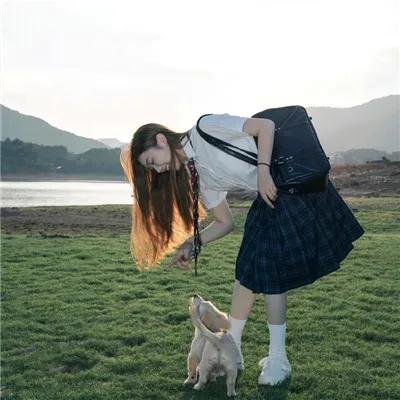 女警